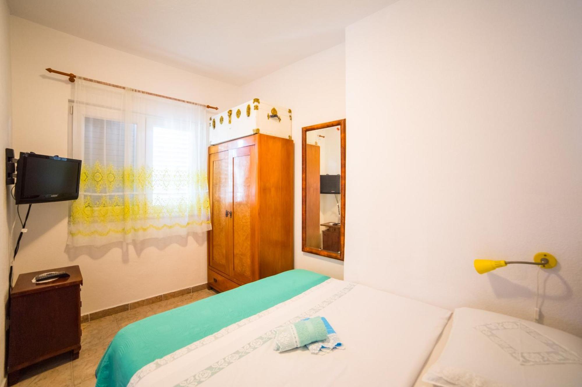Apartmani Kala Podgora Room photo