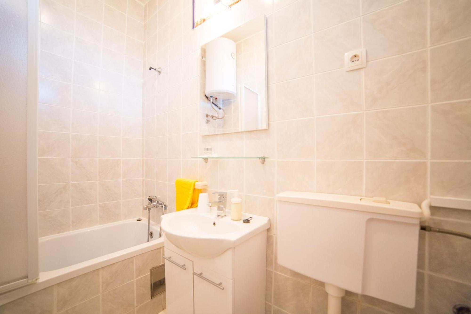 Apartmani Kala Podgora Room photo