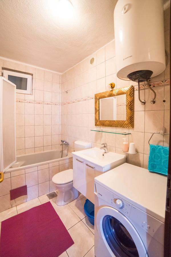 Apartmani Kala Podgora Exterior photo